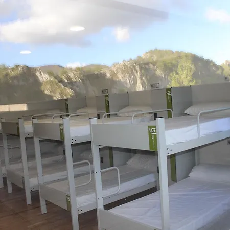 Arantzazu Aterpetxea אכסניה